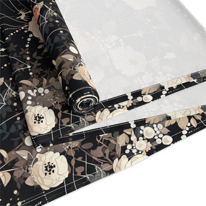 Shimmerweb Table Runner (Cotton, Poly)
