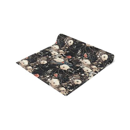 Shimmerweb Table Runner (Cotton, Poly)