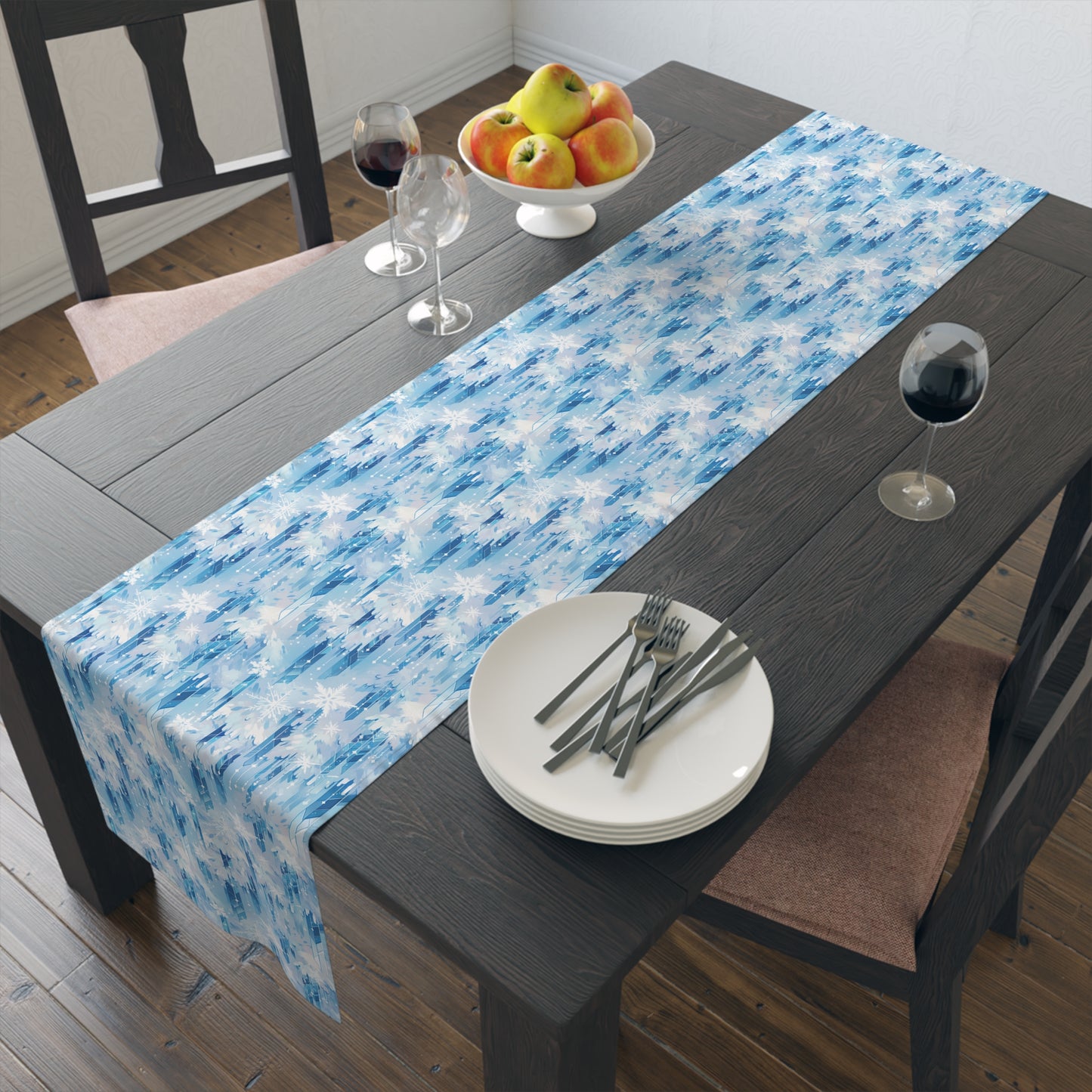 Icicles Table Runner (Cotton, Poly)